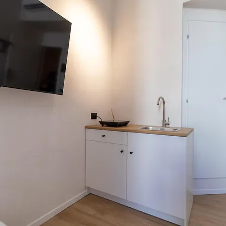 Cunabu Urbano V Vendégház